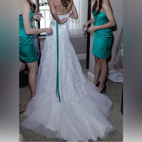 Maggie Sottero, Mirabella Wedding Dress in Ivory - Picture 6 of 15